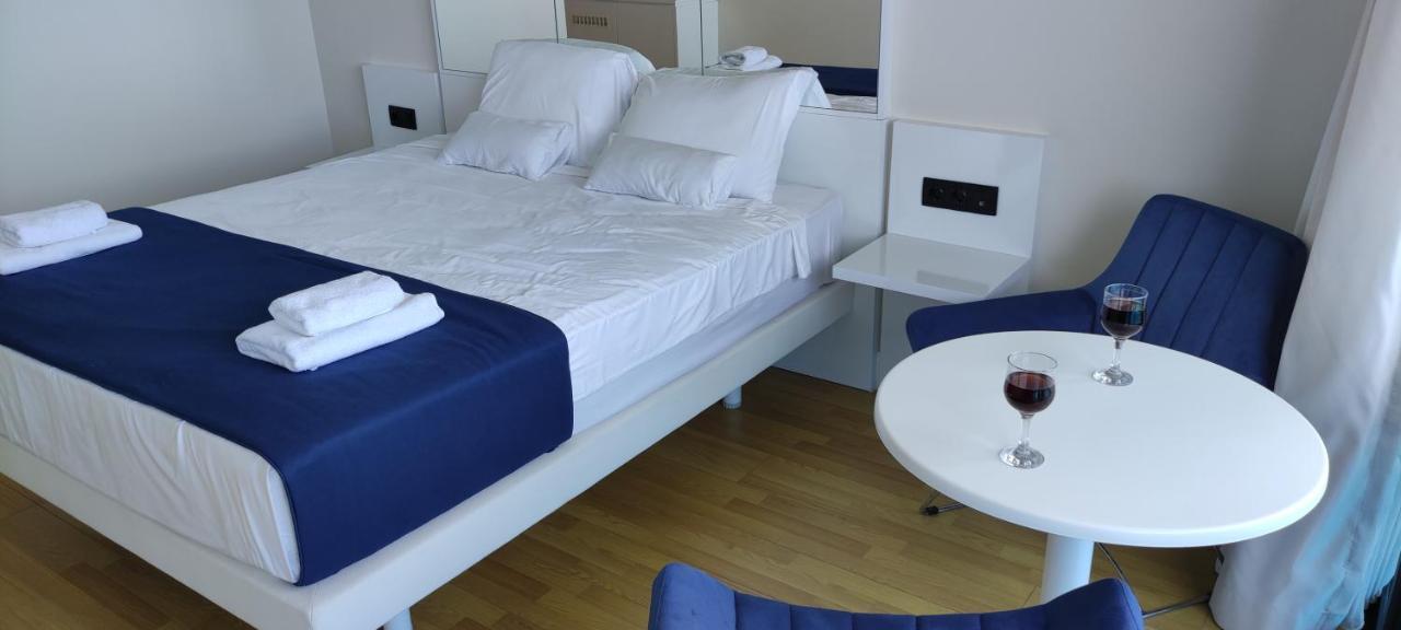 Aparthotel Only Front Sea View, No Side View, Wonderful Panorama, High Floor, Location Guarantee Batumi Exterior foto
